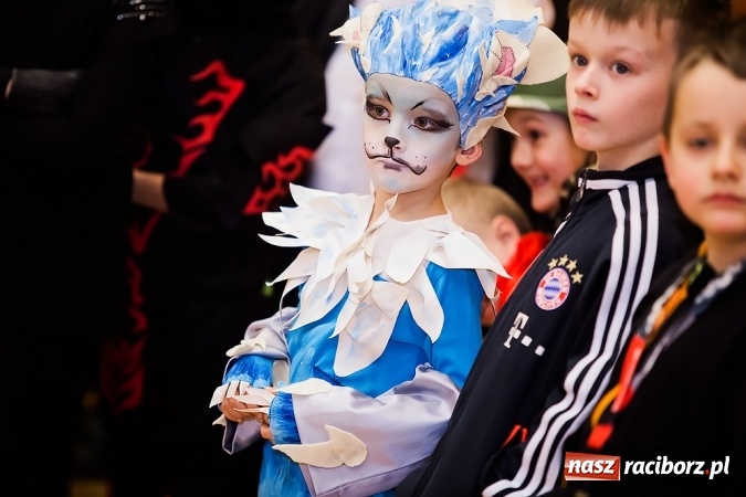 Zdjęcie w galerii na portalu naszraciborz.pl: Barwny karnawał w Szkole Podstawowej nr 13 wiadomości z regionu