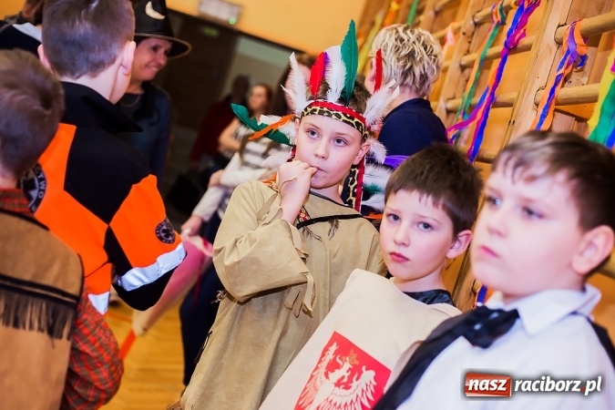 Zdjęcie w galerii na portalu naszraciborz.pl: Barwny karnawał w Szkole Podstawowej nr 13 wiadomości z regionu