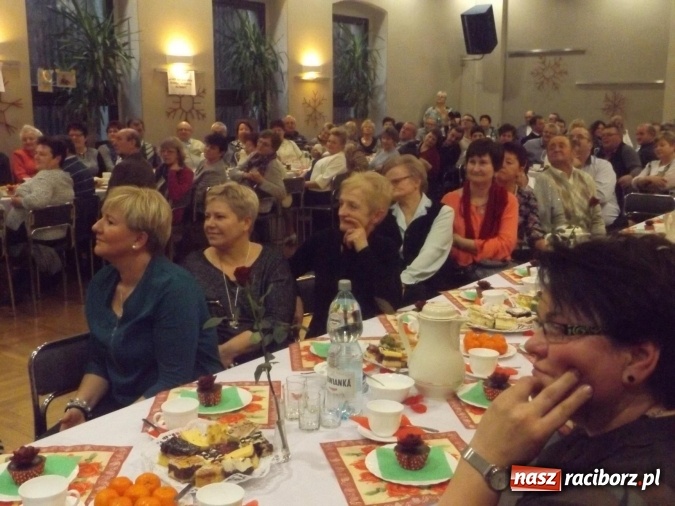 Zdjęcie w galerii na portalu naszraciborz.pl: Przedszkolaki z Bieńkowic dziękowały babciom i dziadkom  wiadomości z regionu