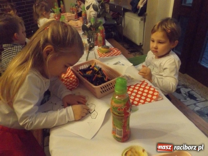 Zdjęcie w galerii na portalu naszraciborz.pl: Przedszkolaki z Bieńkowic dziękowały babciom i dziadkom  wiadomości z regionu