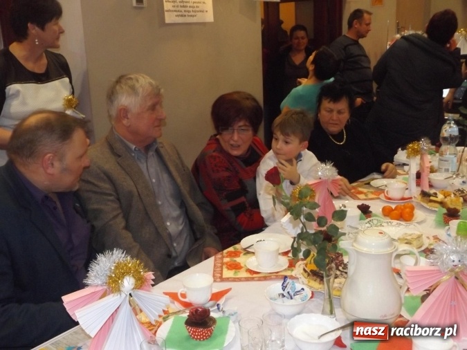 Zdjęcie w galerii na portalu naszraciborz.pl: Przedszkolaki z Bieńkowic dziękowały babciom i dziadkom  wiadomości z regionu