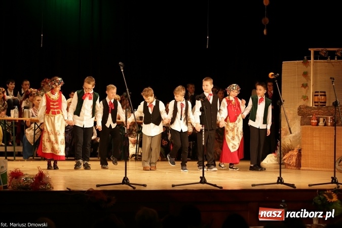 Zdjęcie w galerii na portalu naszraciborz.pl: XIV Śląska Biesiada Szkół Specjalnych Bajtel Gala  wiadomości z regionu