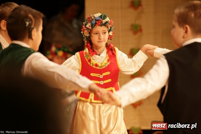 Zdjęcie w galerii na portalu naszraciborz.pl: XIV Śląska Biesiada Szkół Specjalnych Bajtel Gala  wiadomości z regionu