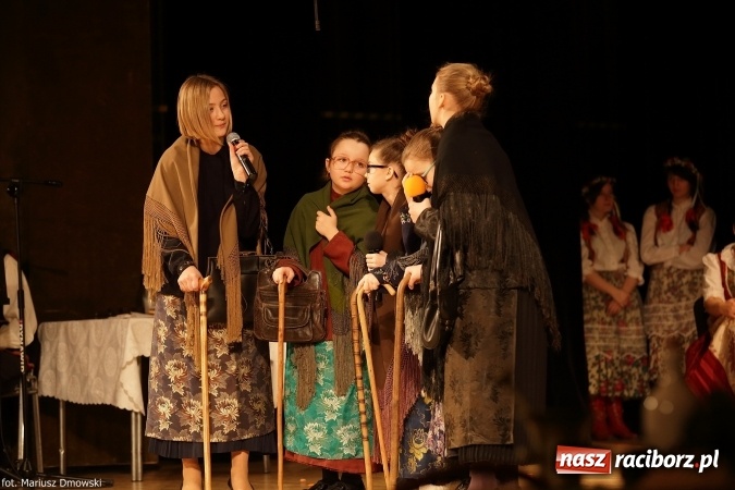 Zdjęcie w galerii na portalu naszraciborz.pl: XIV Śląska Biesiada Szkół Specjalnych Bajtel Gala  wiadomości z regionu