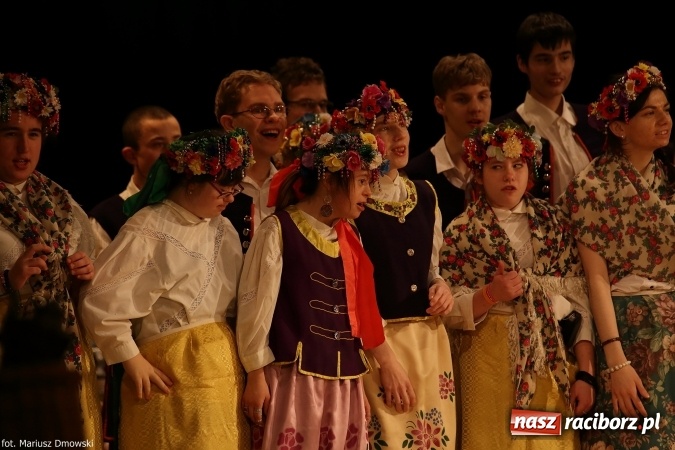 Zdjęcie w galerii na portalu naszraciborz.pl: XIV Śląska Biesiada Szkół Specjalnych Bajtel Gala  wiadomości z regionu