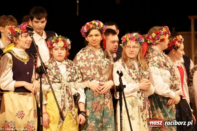 Zdjęcie w galerii na portalu naszraciborz.pl: XIV Śląska Biesiada Szkół Specjalnych Bajtel Gala  wiadomości z regionu