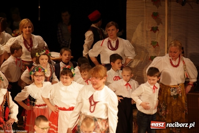 Zdjęcie w galerii na portalu naszraciborz.pl: XIV Śląska Biesiada Szkół Specjalnych Bajtel Gala  wiadomości z regionu