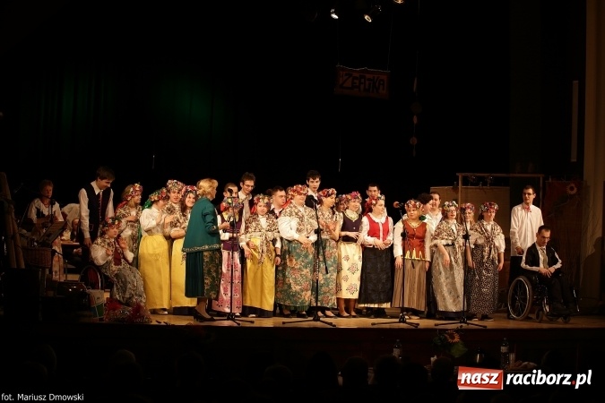 Zdjęcie w galerii na portalu naszraciborz.pl: XIV Śląska Biesiada Szkół Specjalnych Bajtel Gala  wiadomości z regionu