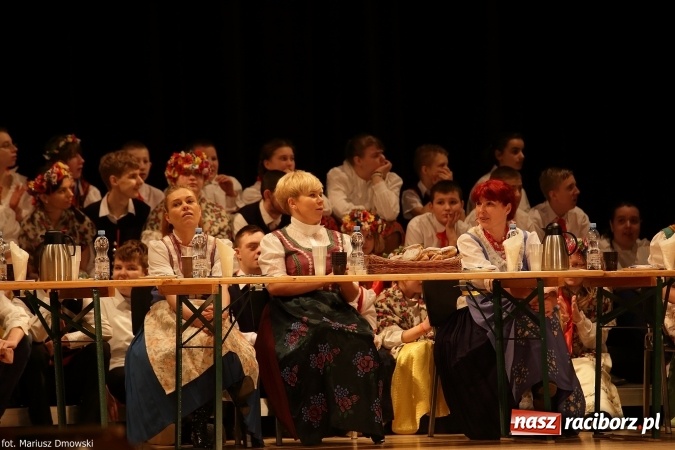 Zdjęcie w galerii na portalu naszraciborz.pl: XIV Śląska Biesiada Szkół Specjalnych Bajtel Gala  wiadomości z regionu