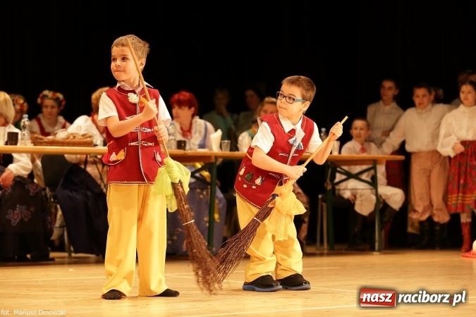 Zdjęcie w galerii na portalu naszraciborz.pl: XIV Śląska Biesiada Szkół Specjalnych Bajtel Gala  wiadomości z regionu