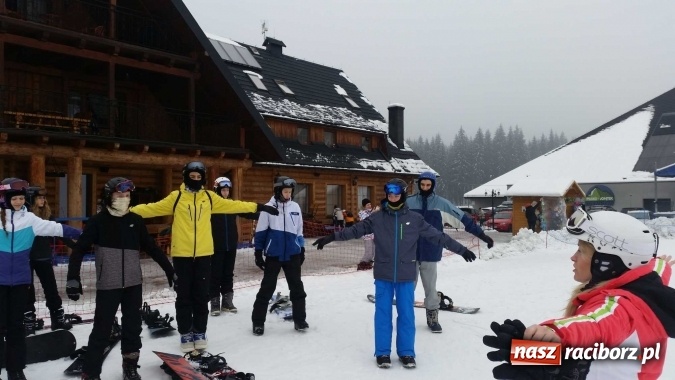 Zdjęcie w galerii na portalu naszraciborz.pl: Wieści z G2 na Ostrogu - szaleństwa na stoku a dziś charytatywnie wiadomości z regionu