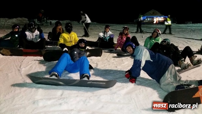 Zdjęcie w galerii na portalu naszraciborz.pl: Wieści z G2 na Ostrogu - szaleństwa na stoku a dziś charytatywnie wiadomości z regionu