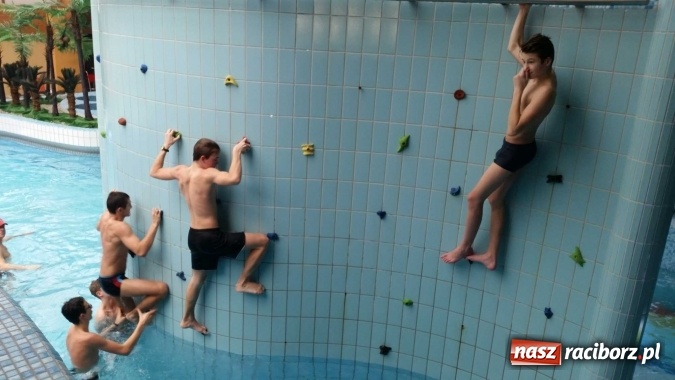 Zdjęcie w galerii na portalu naszraciborz.pl: Wieści z G2 na Ostrogu - szaleństwa na stoku a dziś charytatywnie wiadomości z regionu