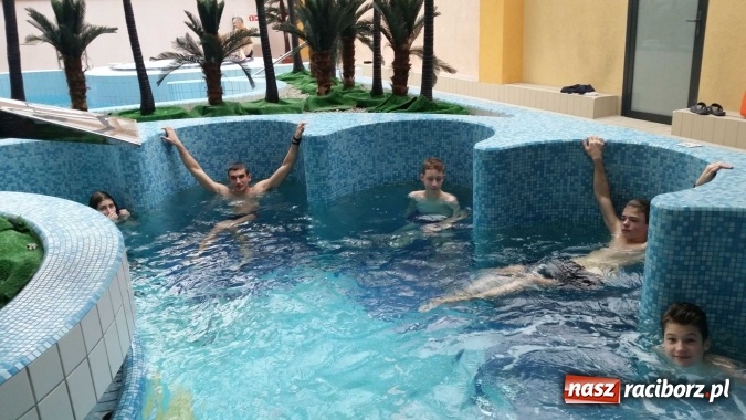 Zdjęcie w galerii na portalu naszraciborz.pl: Wieści z G2 na Ostrogu - szaleństwa na stoku a dziś charytatywnie wiadomości z regionu