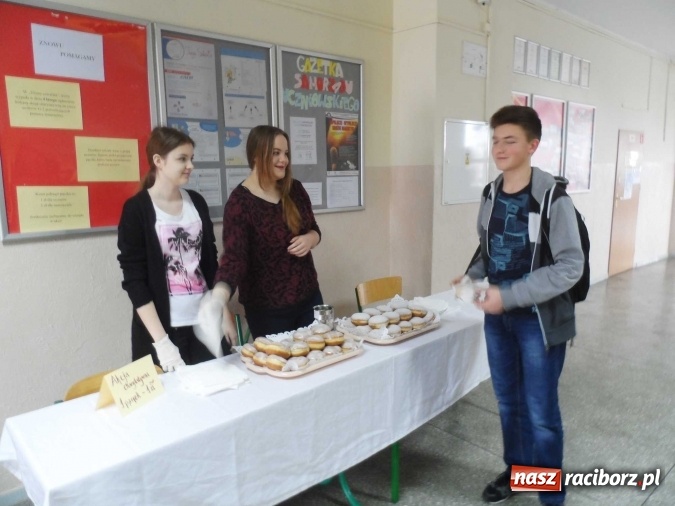 Zdjęcie w galerii na portalu naszraciborz.pl: Wieści z G2 na Ostrogu - szaleństwa na stoku a dziś charytatywnie wiadomości z regionu