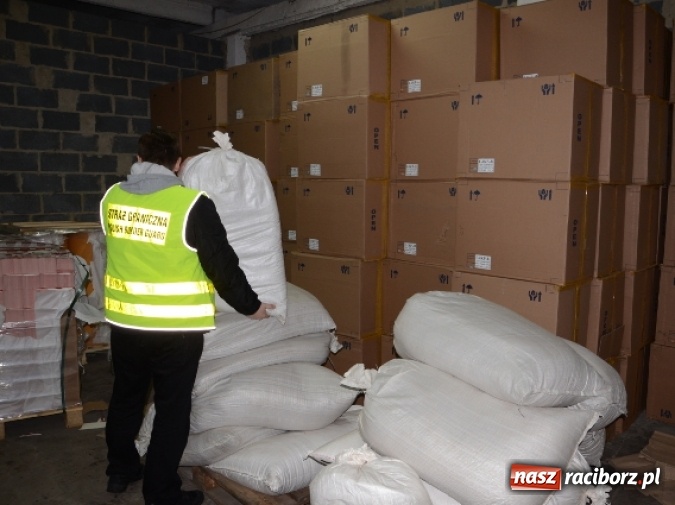 Zdjęcie w galerii na portalu naszraciborz.pl: Straż Graniczna z Raciborza rozbiła grupę przestępczą działającą na Śląsku  wiadomości z regionu