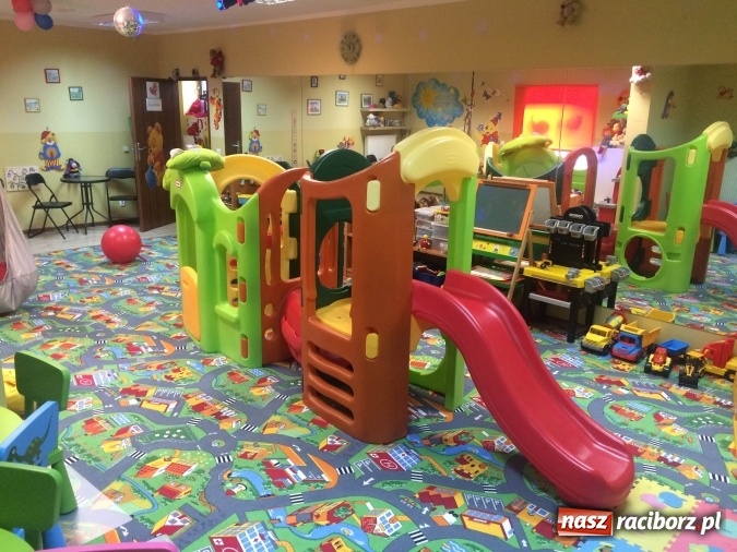 Zdjęcie w galerii na portalu naszraciborz.pl: Ferie zimowe na wesoło w Crazy Club wiadomości z regionu