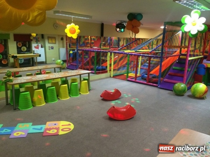 Zdjęcie w galerii na portalu naszraciborz.pl: Ferie zimowe na wesoło w Crazy Club wiadomości z regionu