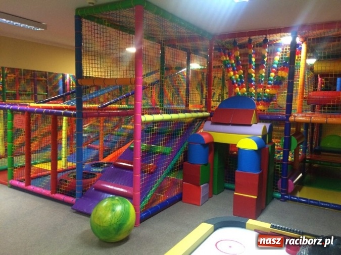 Zdjęcie w galerii na portalu naszraciborz.pl: Ferie zimowe na wesoło w Crazy Club wiadomości z regionu