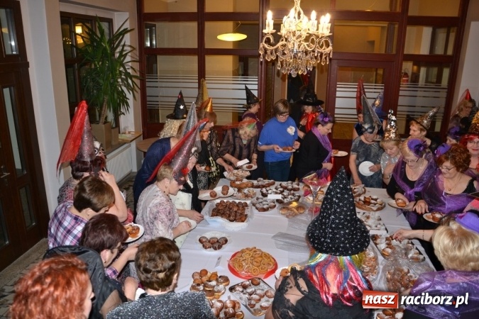 Zdjęcie w galerii na portalu naszraciborz.pl: Tworków. Sabat czarownic w tłusty czwartek wiadomości z regionu