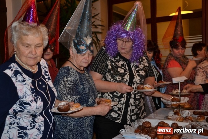 Zdjęcie w galerii na portalu naszraciborz.pl: Tworków. Sabat czarownic w tłusty czwartek wiadomości z regionu