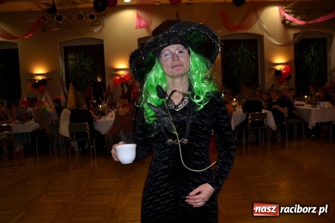 Zdjęcie w galerii na portalu naszraciborz.pl: Tworków. Sabat czarownic w tłusty czwartek wiadomości z regionu