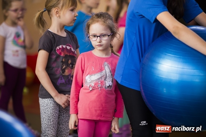Zdjęcie w galerii na portalu naszraciborz.pl: Zawody sportowe dla przedszkolaków w SP 15 wiadomości z regionu
