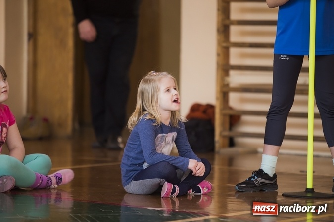Zdjęcie w galerii na portalu naszraciborz.pl: Zawody sportowe dla przedszkolaków w SP 15 wiadomości z regionu