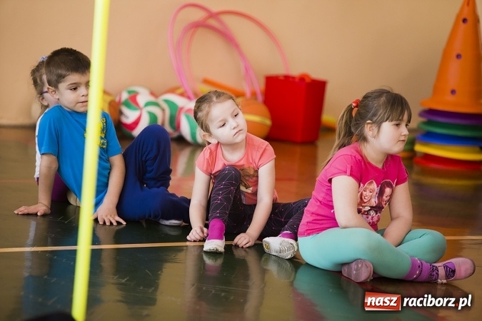 Zdjęcie w galerii na portalu naszraciborz.pl: Zawody sportowe dla przedszkolaków w SP 15 wiadomości z regionu