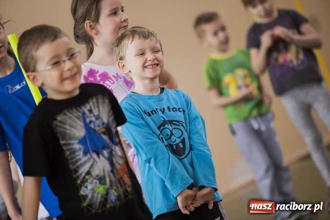 Zdjęcie w galerii na portalu naszraciborz.pl: Zawody sportowe dla przedszkolaków w SP 15 wiadomości z regionu