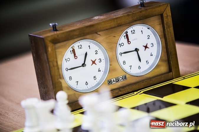 Zdjęcie w galerii na portalu naszraciborz.pl: Międzynarodowe zmagania szachistów w Tworkowie wiadomości z regionu