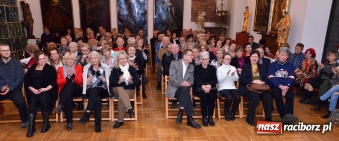 Zdjęcie w galerii na portalu naszraciborz.pl: ACOUSTIC QUARTET na koncercie karnawałowym w Muzeum wiadomości z regionu