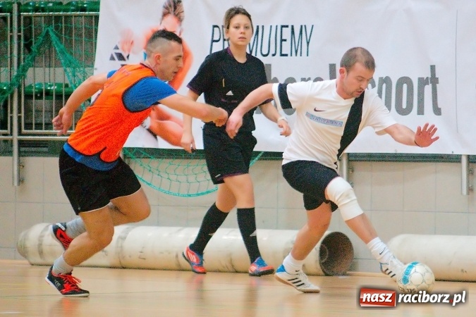 Zdjęcie w galerii na portalu naszraciborz.pl: HLPN: Piątkowe zmagania w II lidze. Trzymej Ściana i HKS Błażejowice zwycięskie wiadomości z regionu
