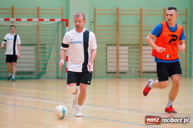 Zdjęcie w galerii na portalu naszraciborz.pl: HLPN: Piątkowe zmagania w II lidze. Trzymej Ściana i HKS Błażejowice zwycięskie wiadomości z regionu