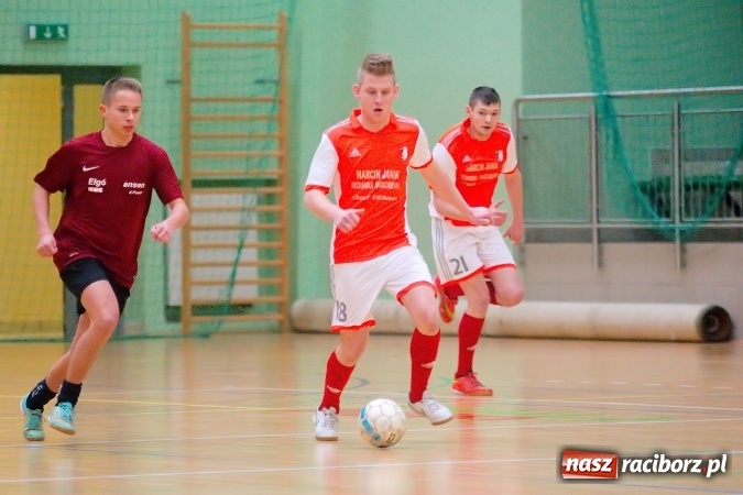 Zdjęcie w galerii na portalu naszraciborz.pl: HLPN: Piątkowe zmagania w II lidze. Trzymej Ściana i HKS Błażejowice zwycięskie wiadomości z regionu