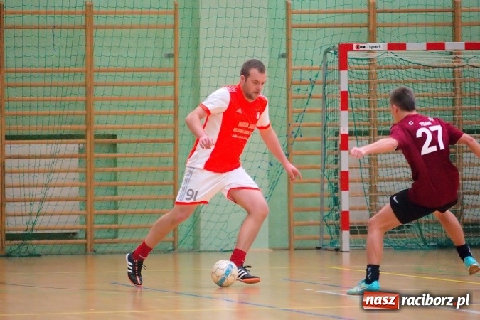 Zdjęcie w galerii na portalu naszraciborz.pl: HLPN: Piątkowe zmagania w II lidze. Trzymej Ściana i HKS Błażejowice zwycięskie wiadomości z regionu