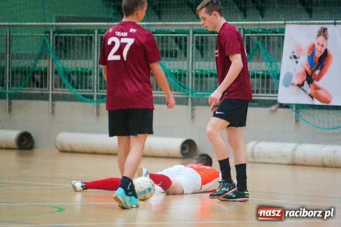 Zdjęcie w galerii na portalu naszraciborz.pl: HLPN: Piątkowe zmagania w II lidze. Trzymej Ściana i HKS Błażejowice zwycięskie wiadomości z regionu