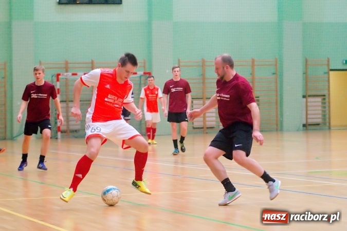 Zdjęcie w galerii na portalu naszraciborz.pl: HLPN: Piątkowe zmagania w II lidze. Trzymej Ściana i HKS Błażejowice zwycięskie wiadomości z regionu