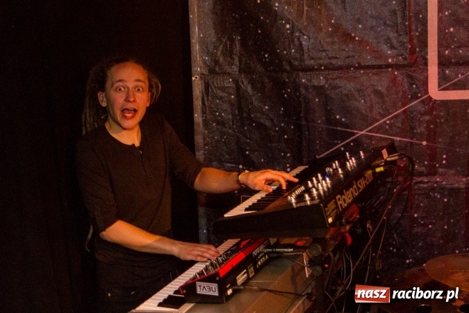 Zdjęcie w galerii na portalu naszraciborz.pl: Meteory, czyli świetny koncert TABU na Końcu Świata wiadomości z regionu