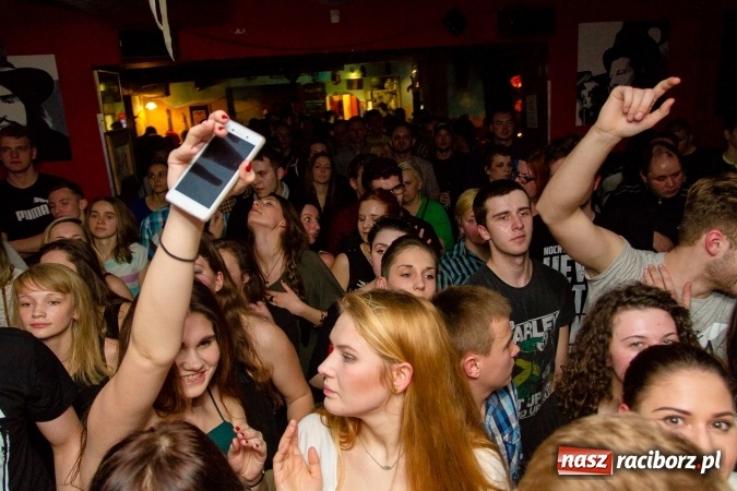 Zdjęcie w galerii na portalu naszraciborz.pl: Meteory, czyli świetny koncert TABU na Końcu Świata wiadomości z regionu