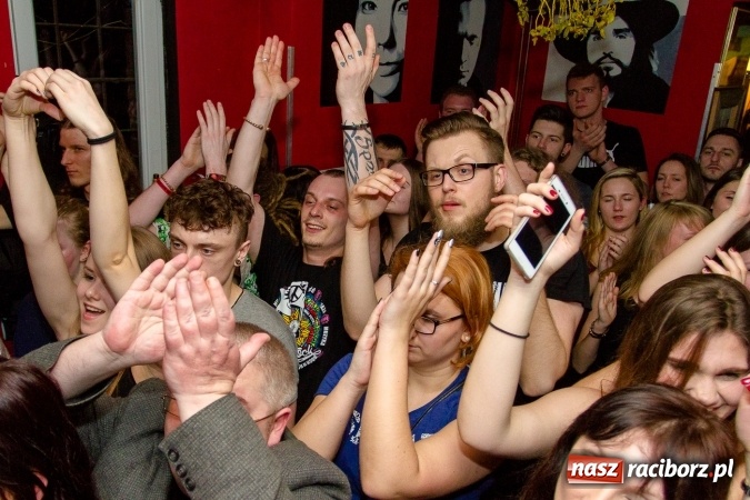 Zdjęcie w galerii na portalu naszraciborz.pl: Meteory, czyli świetny koncert TABU na Końcu Świata wiadomości z regionu