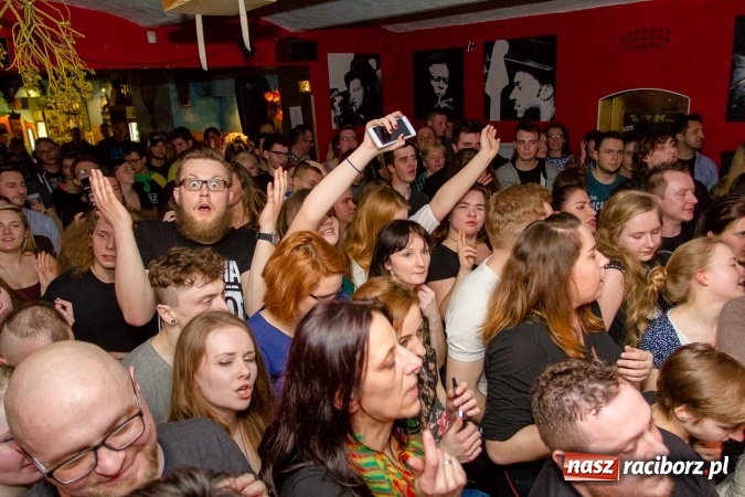 Zdjęcie w galerii na portalu naszraciborz.pl: Meteory, czyli świetny koncert TABU na Końcu Świata wiadomości z regionu