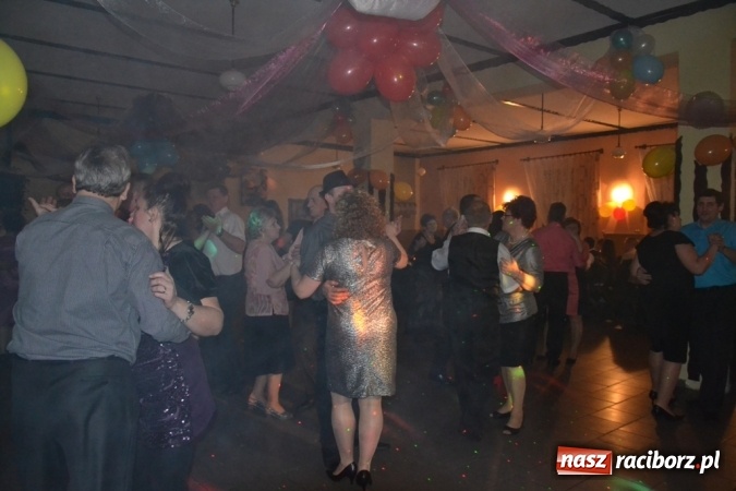 Zdjęcie w galerii na portalu naszraciborz.pl: Karnawał w rudzkich lasach, czyli... wiadomości z regionu