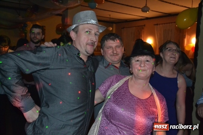 Zdjęcie w galerii na portalu naszraciborz.pl: Karnawał w rudzkich lasach, czyli... wiadomości z regionu