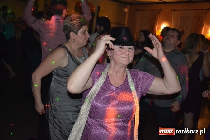 Zdjęcie w galerii na portalu naszraciborz.pl: Karnawał w rudzkich lasach, czyli... wiadomości z regionu