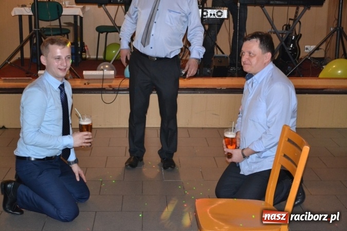 Zdjęcie w galerii na portalu naszraciborz.pl: Karnawał w rudzkich lasach, czyli... wiadomości z regionu