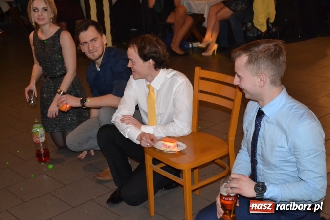 Zdjęcie w galerii na portalu naszraciborz.pl: Karnawał w rudzkich lasach, czyli... wiadomości z regionu