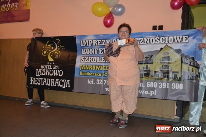 Zdjęcie w galerii na portalu naszraciborz.pl: W tym roku piżamy, w przyszłym PRL – Babski Comber w Jankowicach po raz piąty!  wiadomości z regionu