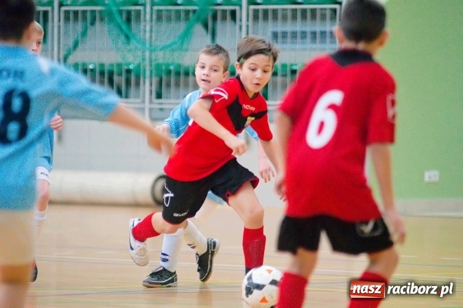 Zdjęcie w galerii na portalu naszraciborz.pl:  Zimowa Liga Halowa: III kolejka zmagań orlików za nami wiadomości z regionu