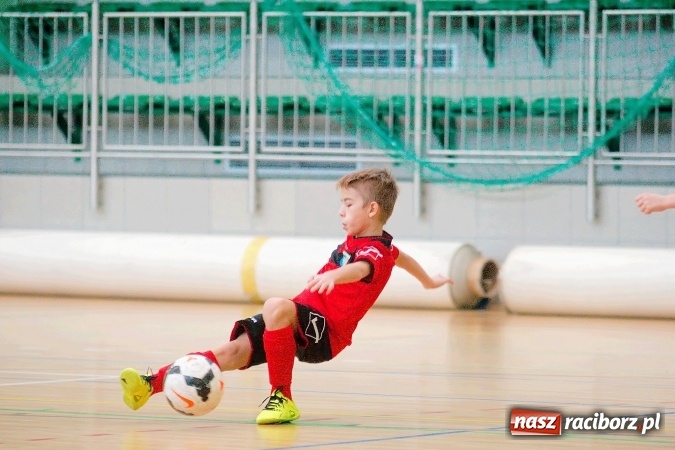 Zdjęcie w galerii na portalu naszraciborz.pl:  Zimowa Liga Halowa: III kolejka zmagań orlików za nami wiadomości z regionu